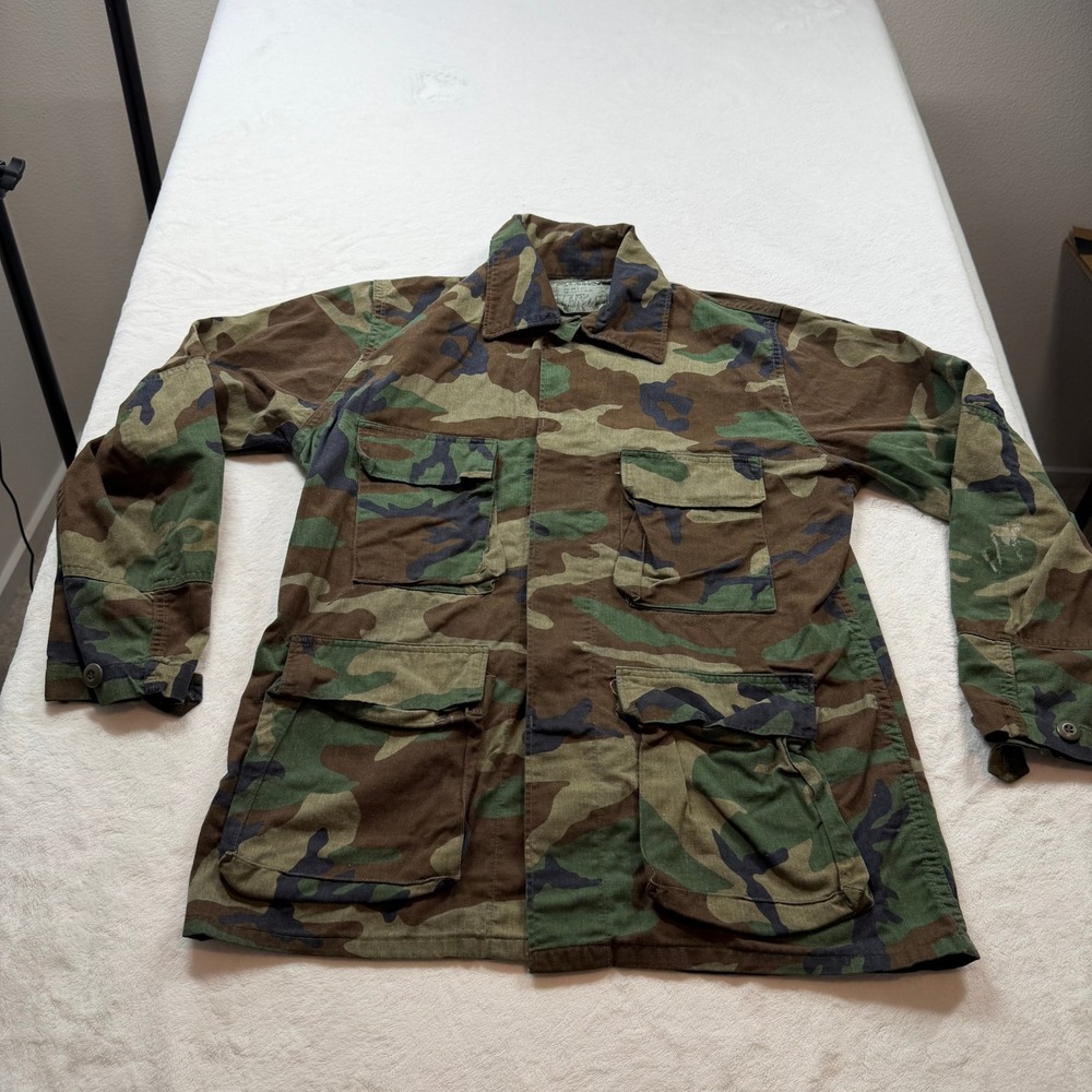 US Military Combat Coat Mens Medium Regular Green Woodland Camo Good Vintage BDU